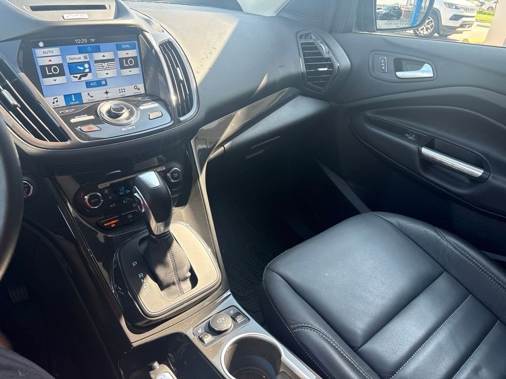 Used 2016 Magnetic Ford Titanium image 22