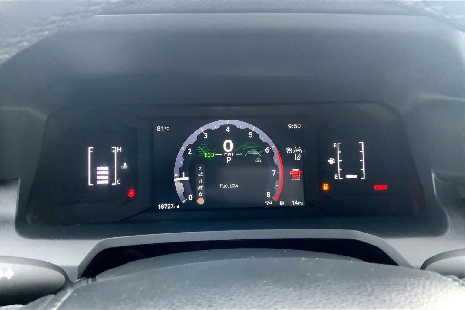 Used 2025 Underground Toyota SR5 image 24