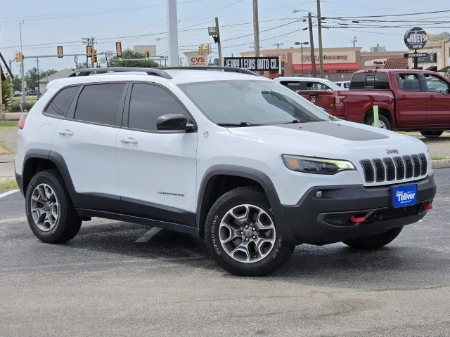 Used 2022 Bright White Clearcoat Jeep Trailhawk image 2