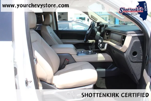 Used 2022 White Ford Limited image 14