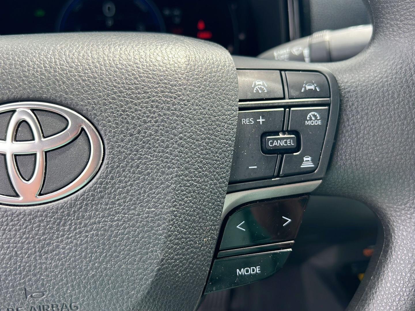 Used 2025 Ocean Gem Toyota LE image 22