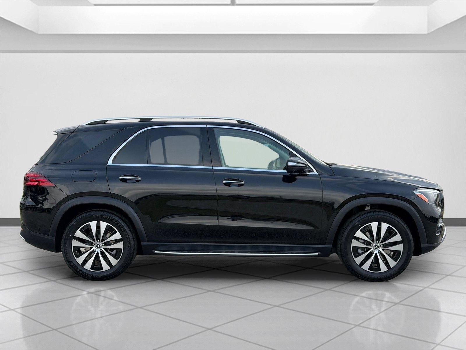 New 2026 Obsidian Black Metallic Mercedes-Benz GLE 350 image 26