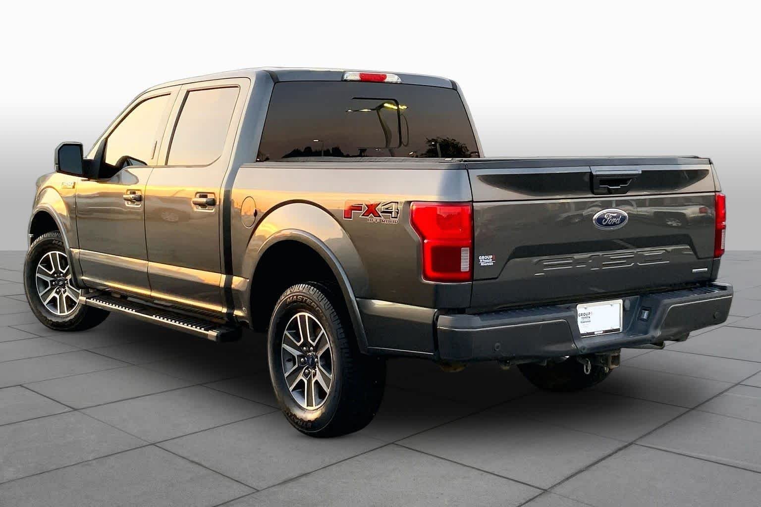 Used 2018 Magnetic Ford LARIAT image 12