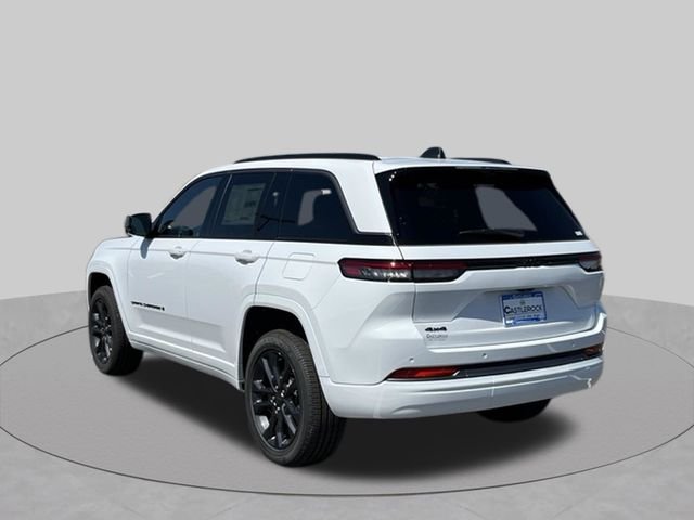 New 2026 Bright White Clear-Coat Exterior Paint Jeep Limited Reserve image 4