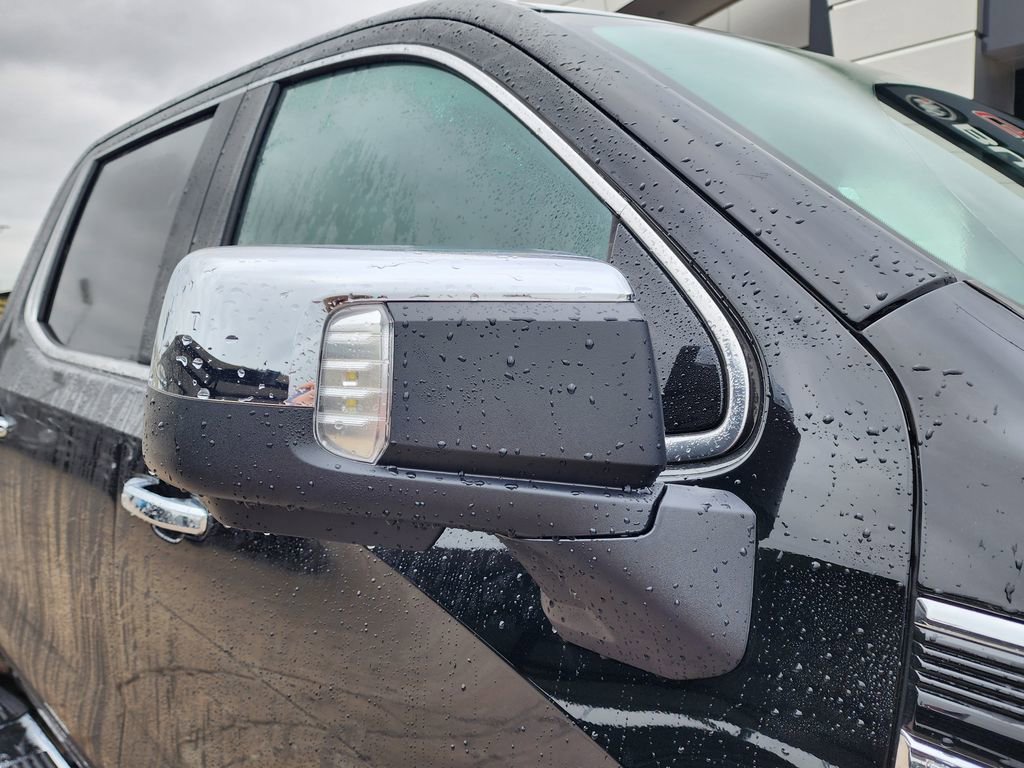 2026 GMC Sierra 1500 SLT - Photo 12