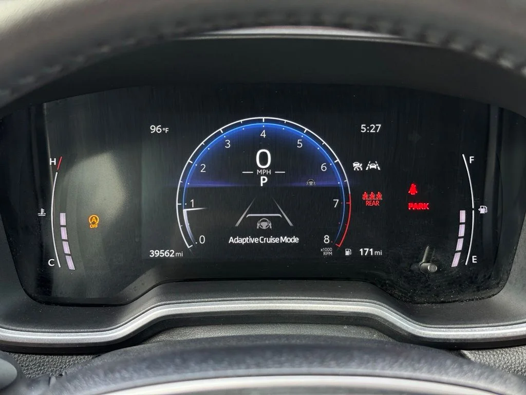 Used 2025 Silver Toyota XLE image 31