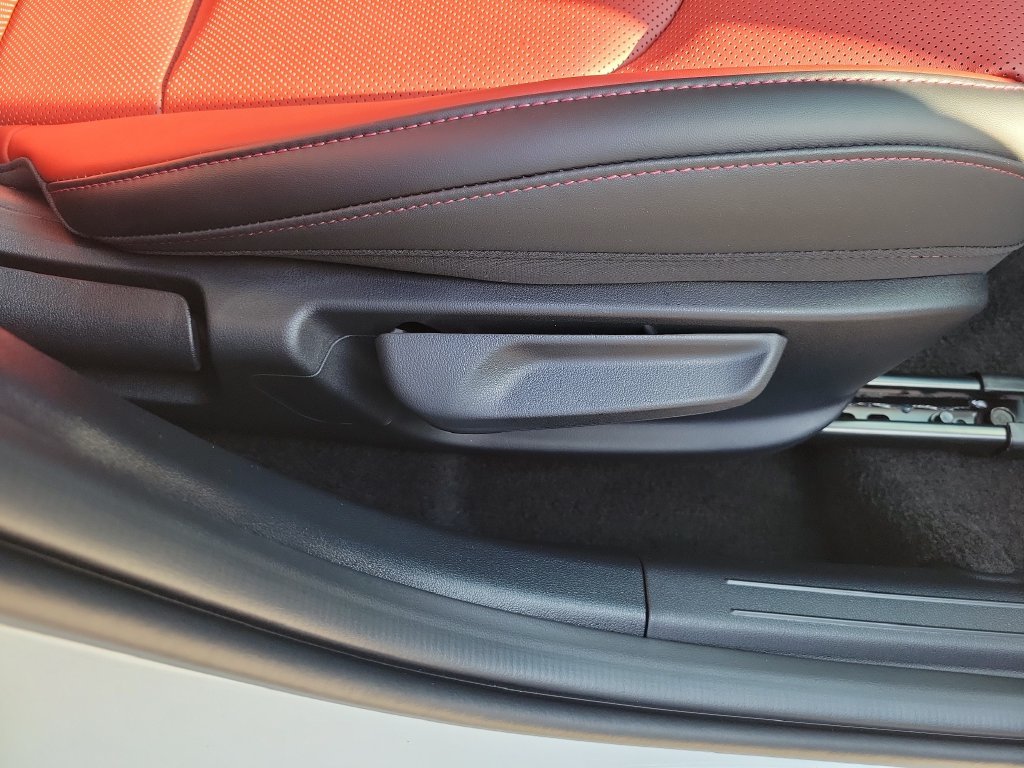 New 2026 Snow White Pearl Kia GT-Line image 9