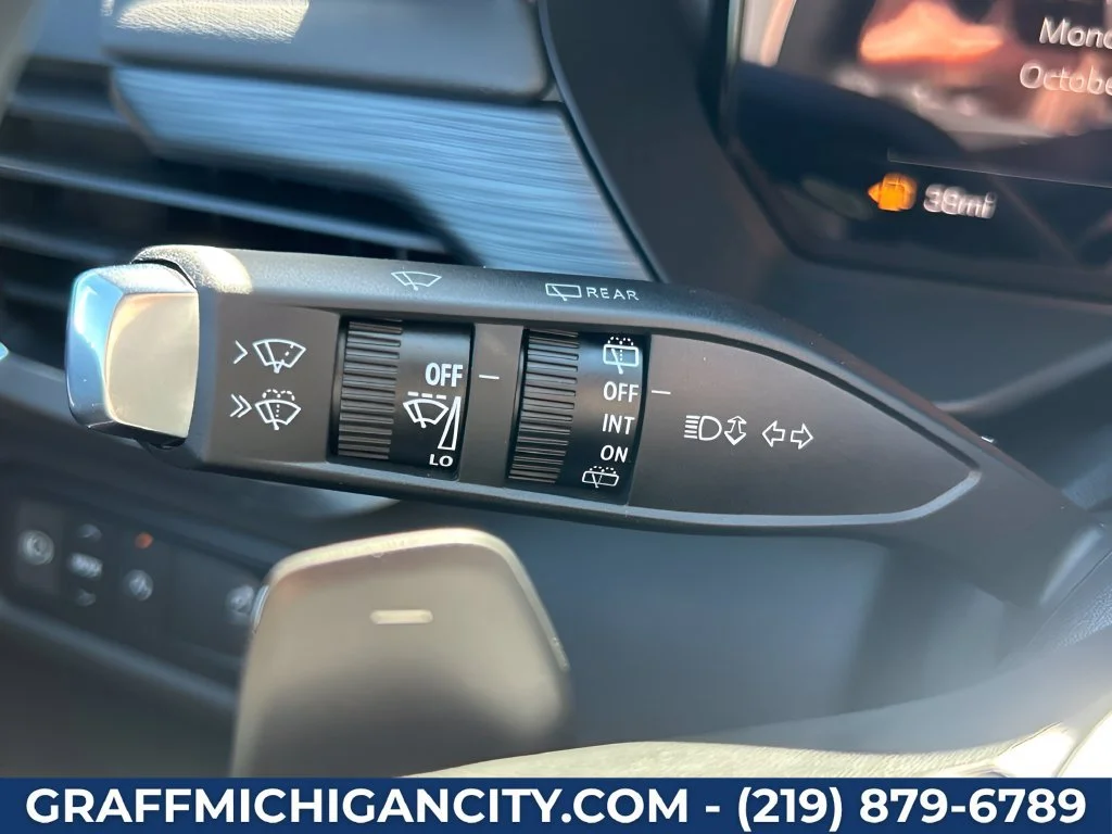 2027 GMC Acadia Elevation - Photo 22