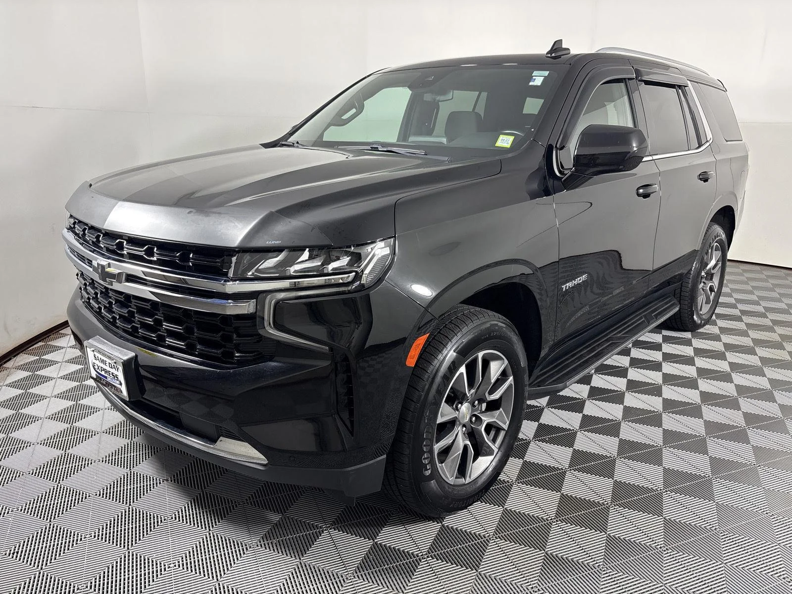 Used 2023 Black Chevrolet LS image 3