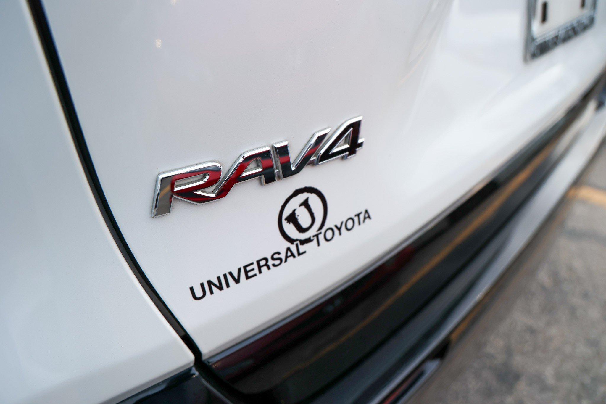 Used 2024 WIND CHILL PEARL Toyota Hybrid SE image 11