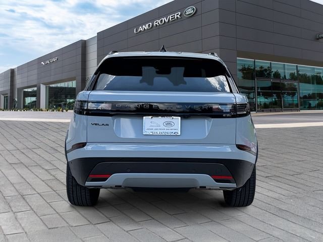 New 2026 Arroios Grey Land Rover P250 Base image 4