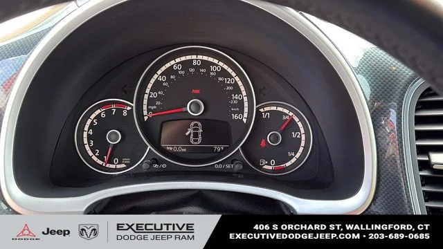 Used 2014 Red Volkswagen 2.0T R-Line image 12