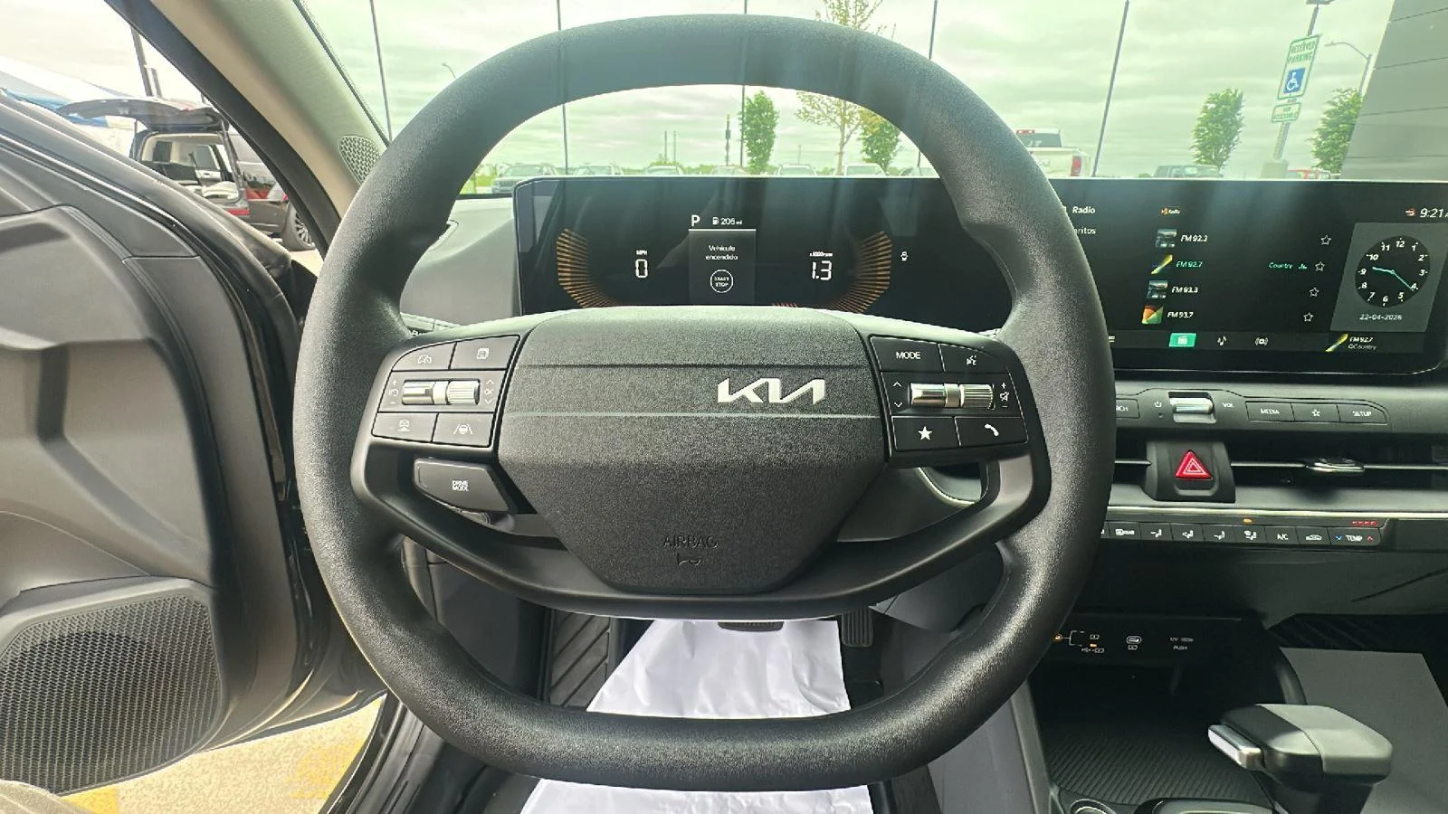 Used 2025 Aurora Black Pearl Kia LXS image 14