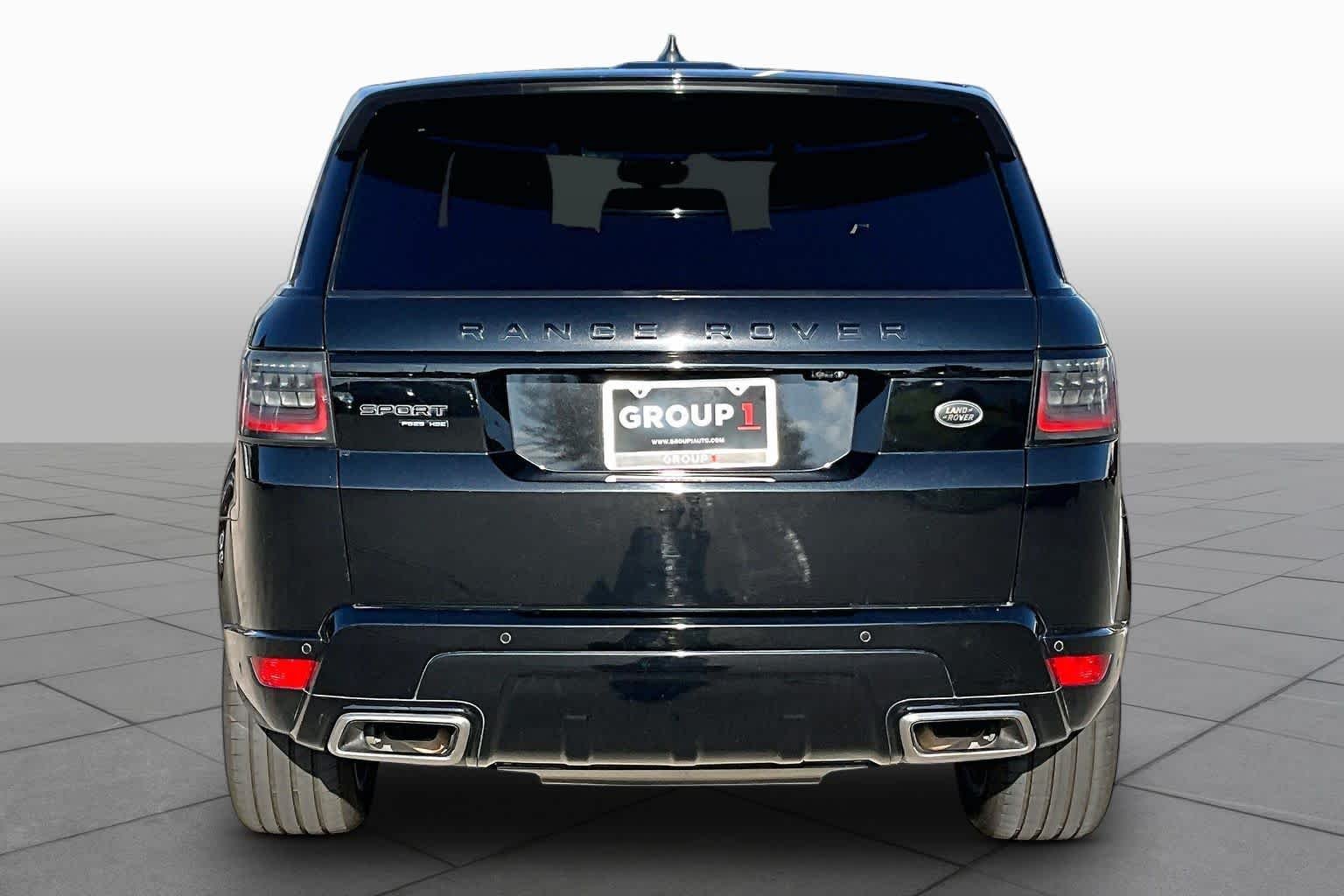 Used 2020 Santorini Black Metallic Land Rover HSE Dynamic image 5