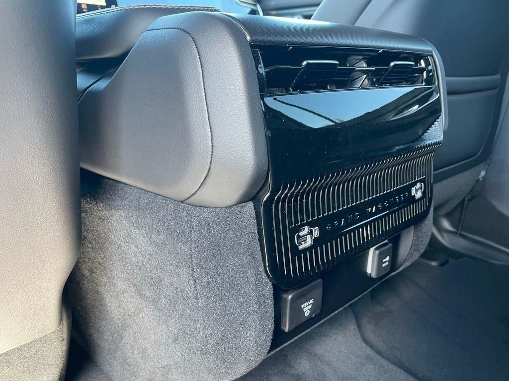 New 2026 Steel Blue Exterior Paint Jeep Summit Reserve image 33