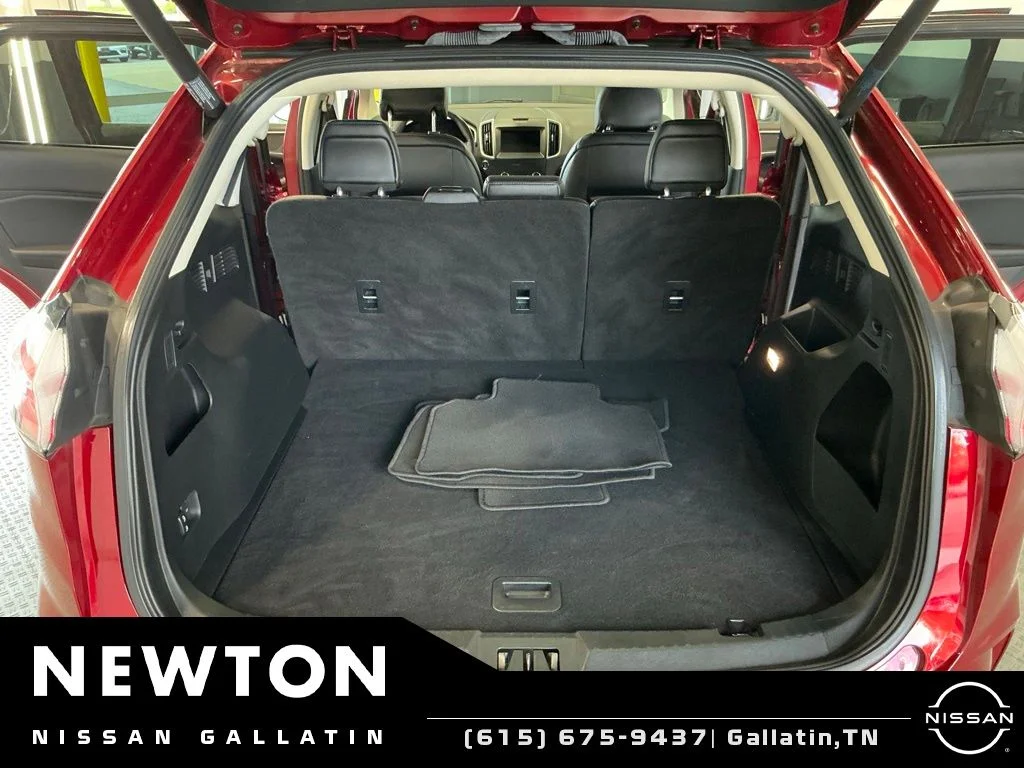 Used 2019 Ruby Red Metallic Ford SEL image 19