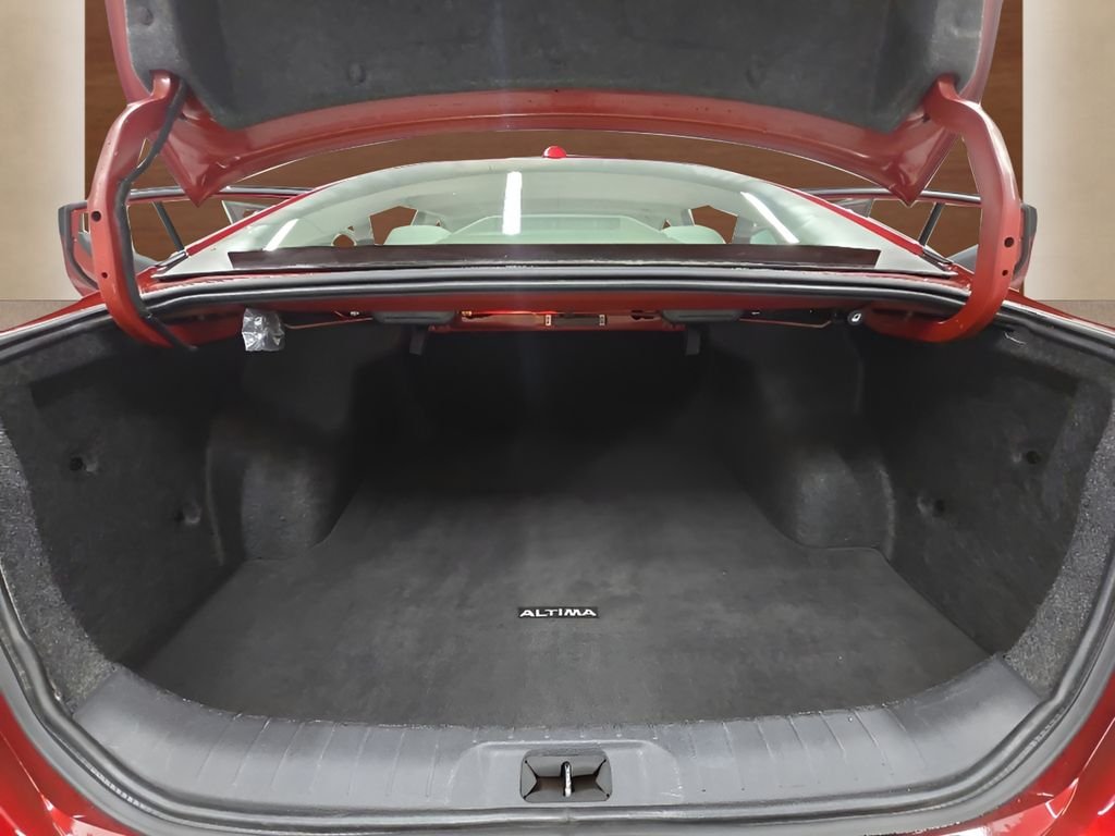 Used 2025 Red Nissan 2.5 SV image 16