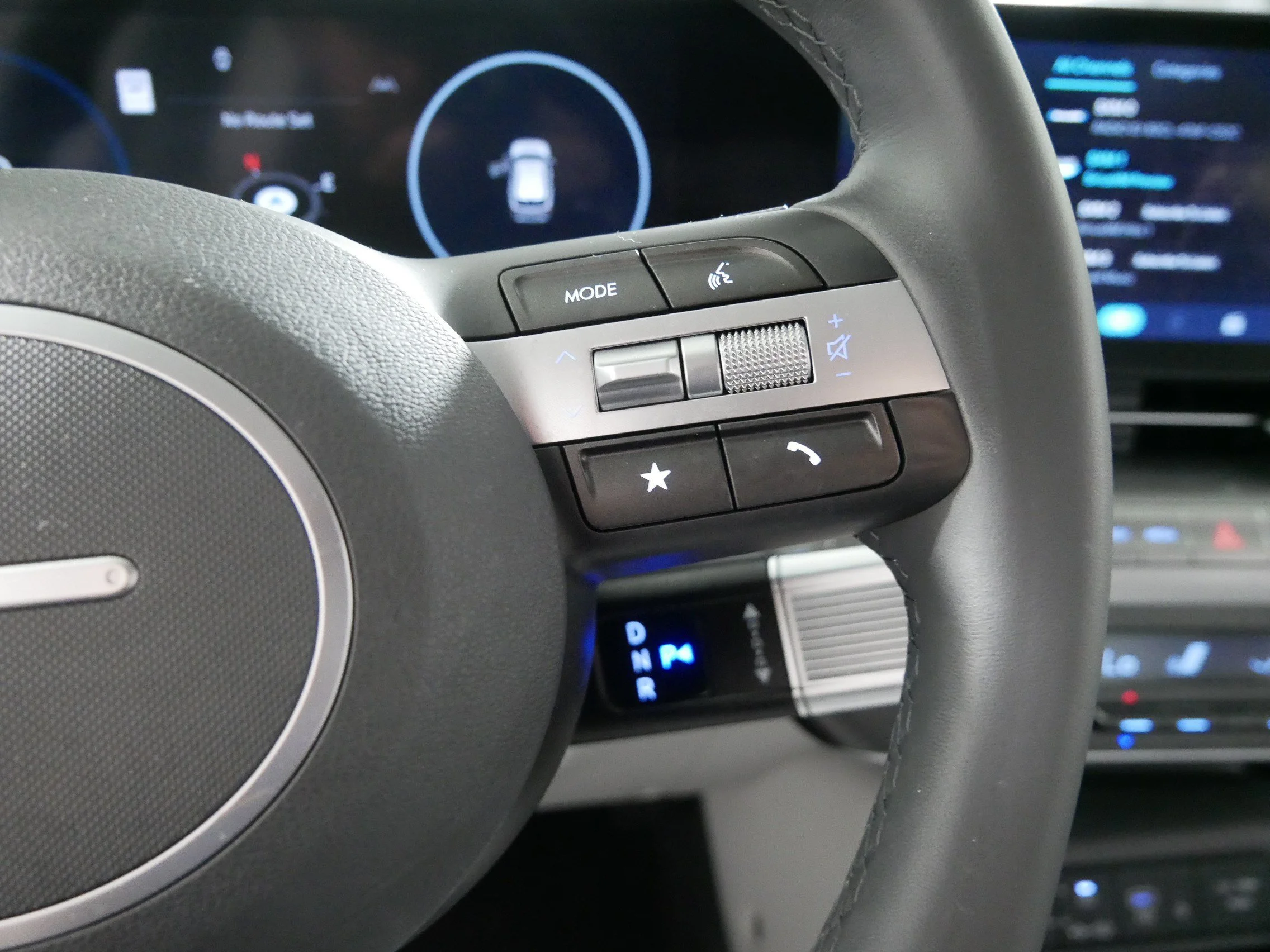Used 2024 Mirage Green Hyundai SEL image 28