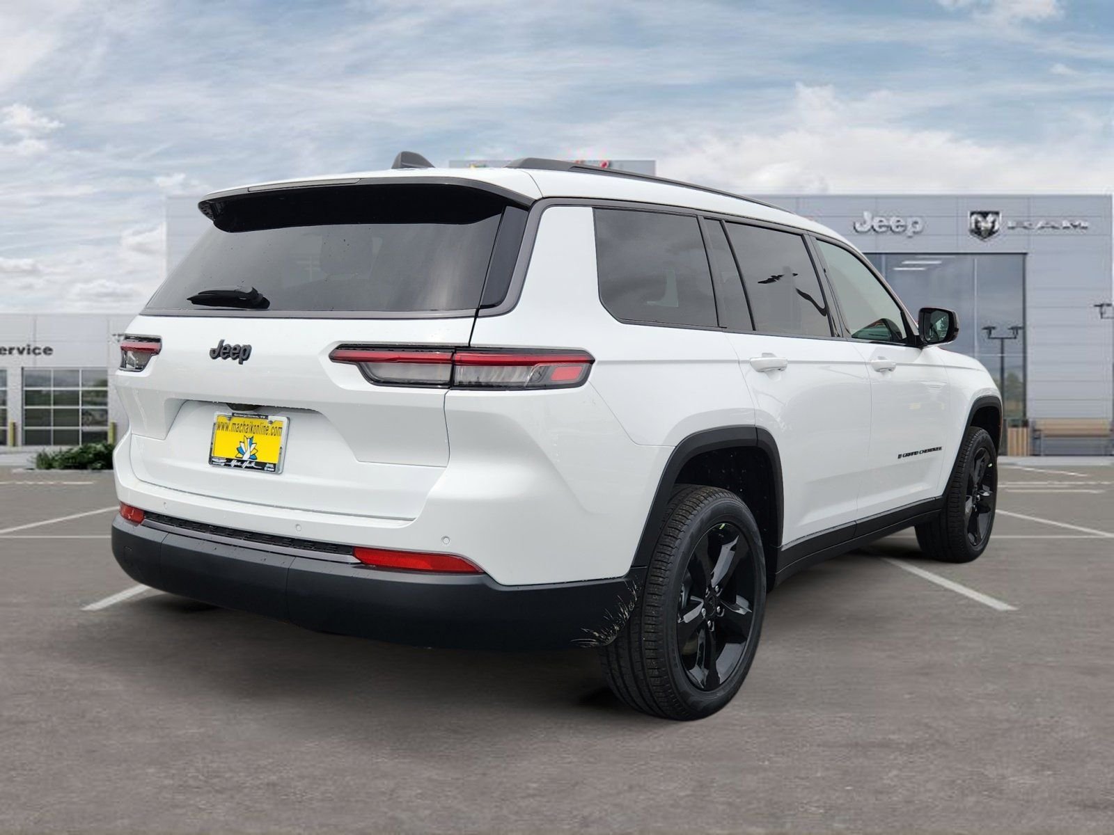 New 2026 Bright White Clear-Coat Exterior Paint Jeep Limited image 5