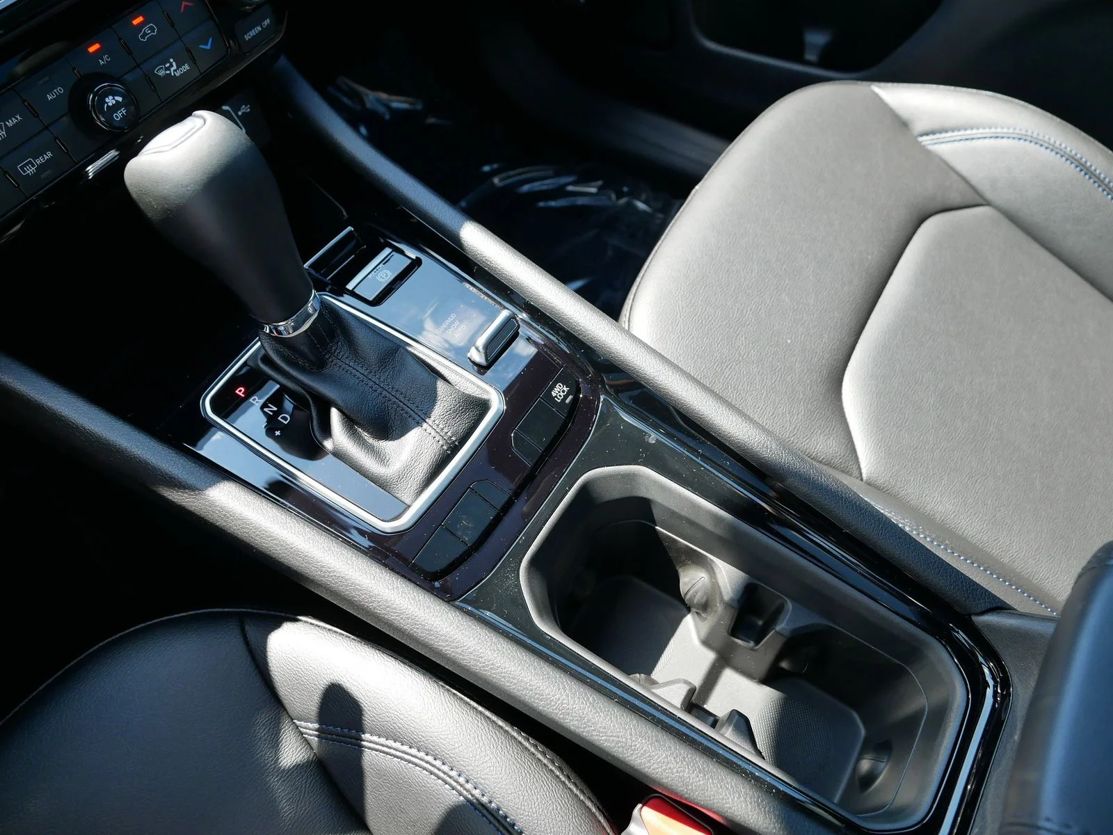 2025 Jeep Compass Limited - Photo 23