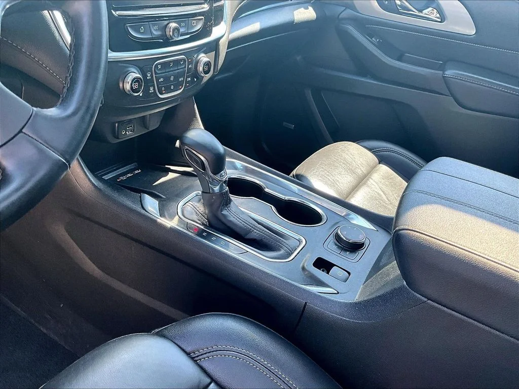 Used 2023 Blue Chevrolet LT Leather image 22