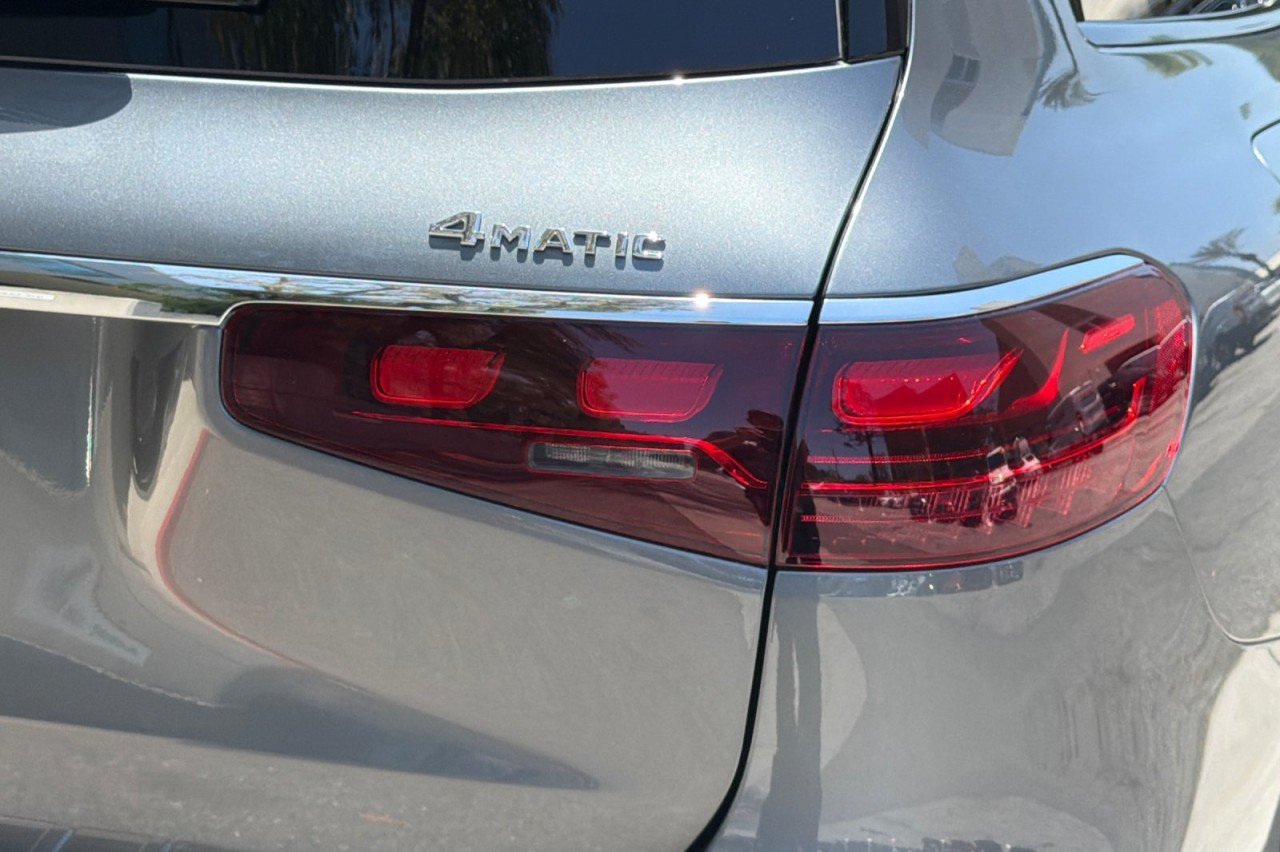 Used 2026 SELENITE GREY METALL Mercedes-Benz GLS 450 image 28