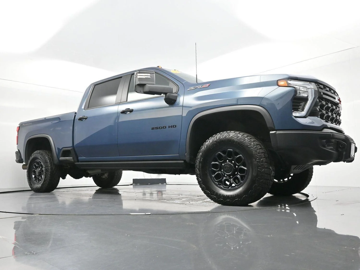 Used 2024 Lakeshore Blue Metallic Chevrolet ZR2 image 44
