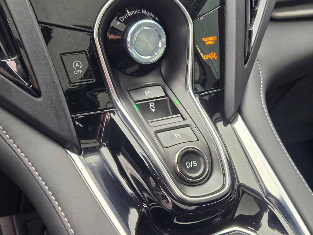Used 2024 Platinum White Acura Technology Package image 28