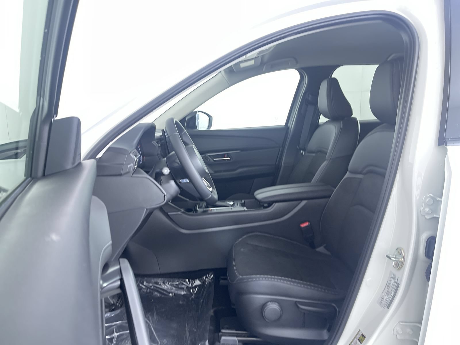 New 2026 Rhodium White Metallic Mazda 2.5 S Select image 15