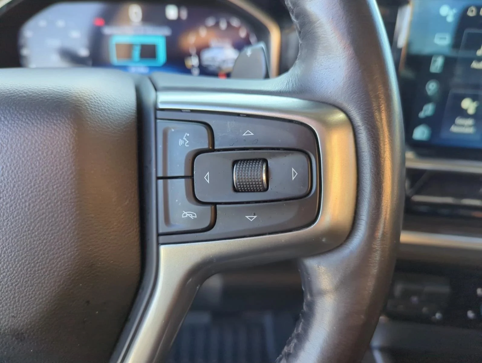 Used 2022 Glacier Blue Metallic Chevrolet RST image 14