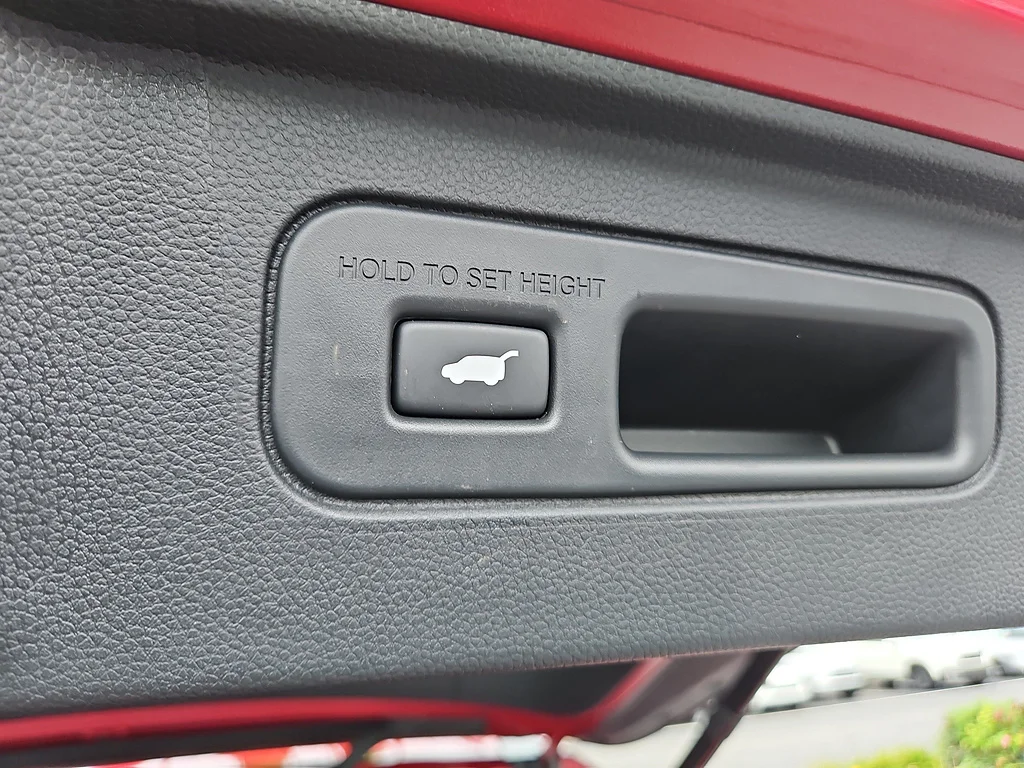 2025 Honda Pilot Touring, photo 7 of 12