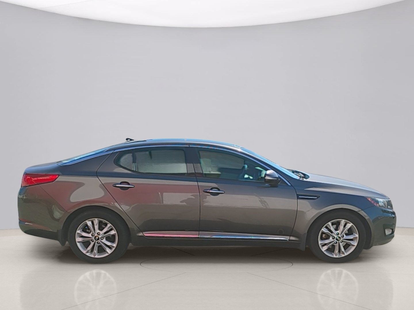 Used 2011 Gray Kia EX image 6