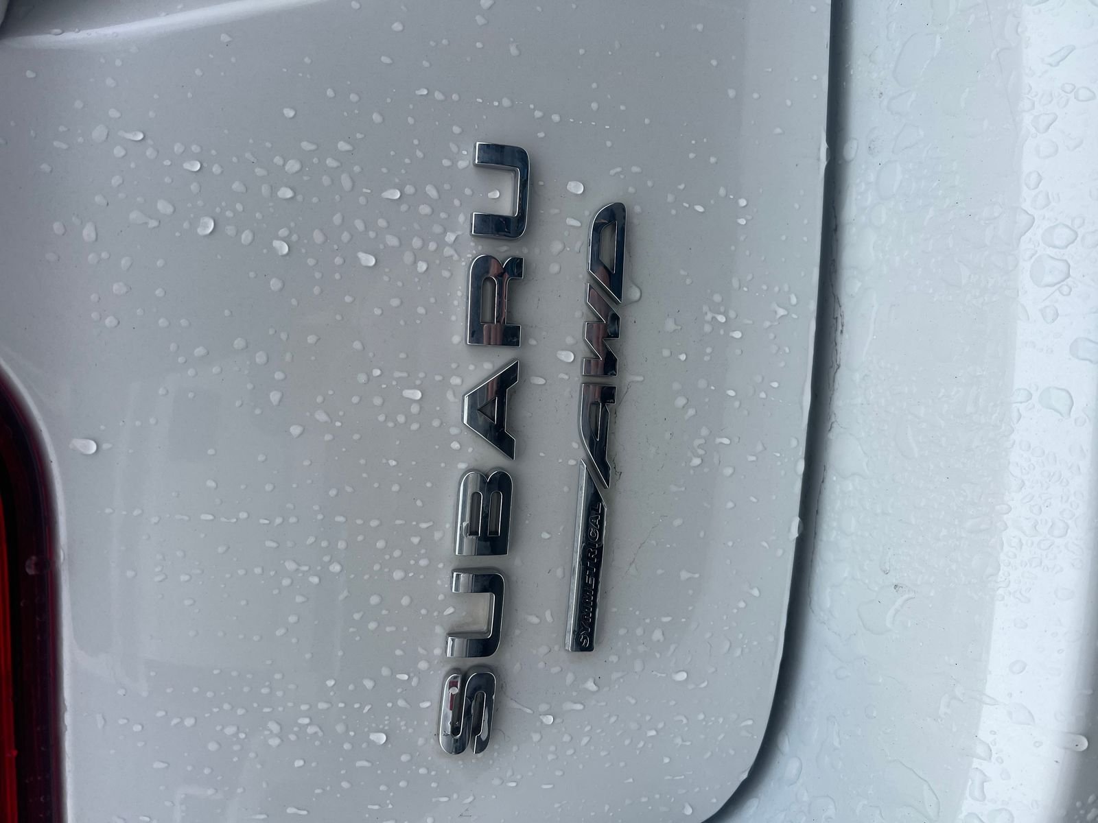 Used 2020 Crystal White Pearl Subaru Base image 15