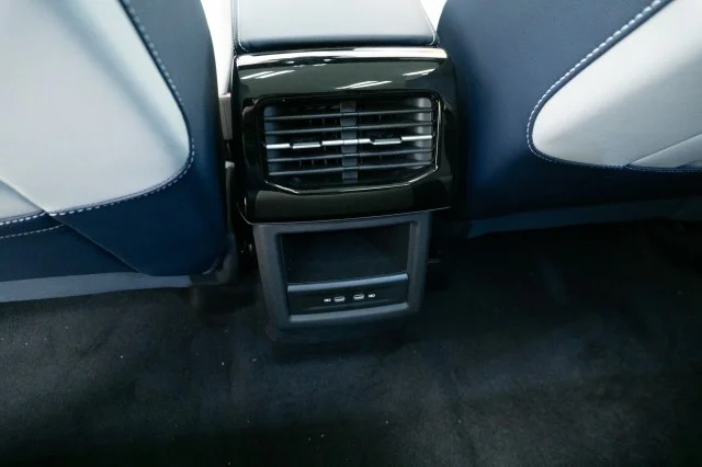 2025 Volkswagen ID.4 PRO S - Photo 21