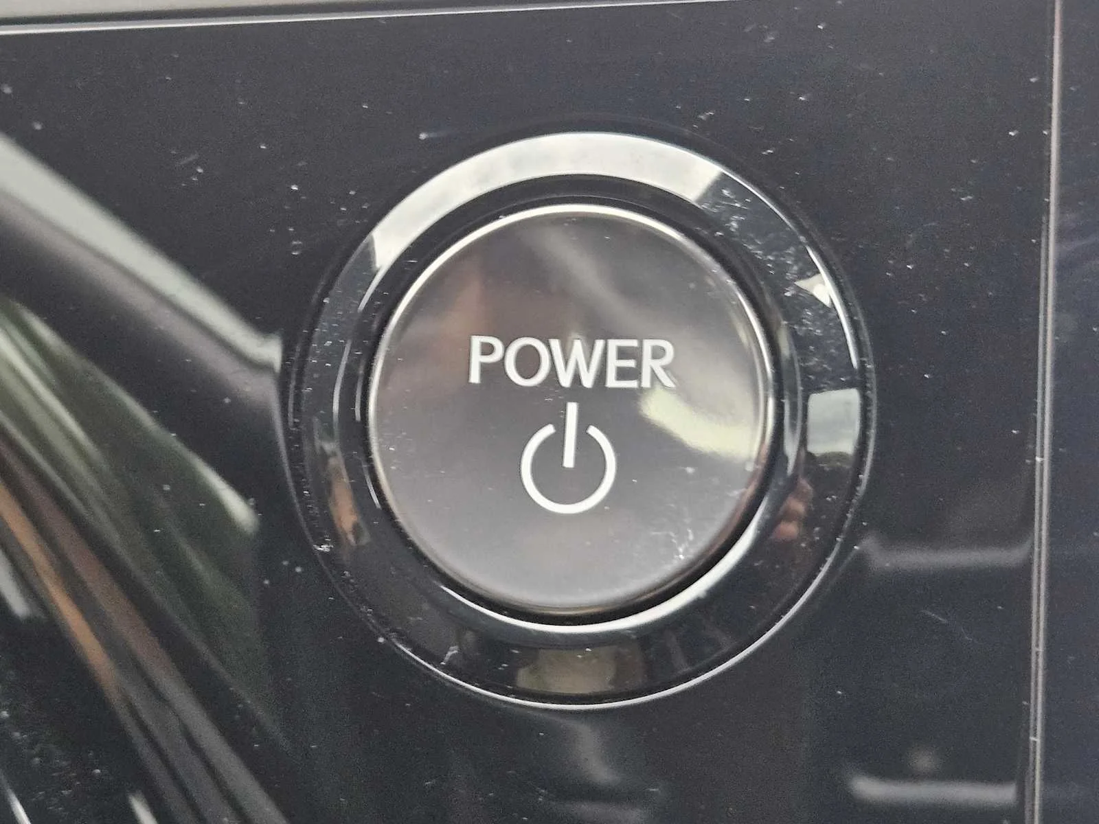 Certified Used 2024 GRAPHITE BLACK GF. Lexus Premium Plus image 16