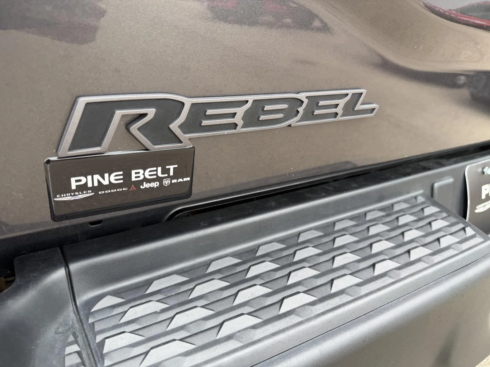 Used 2025 Granite Crystal Metallic Clearcoat Ram Rebel image 27
