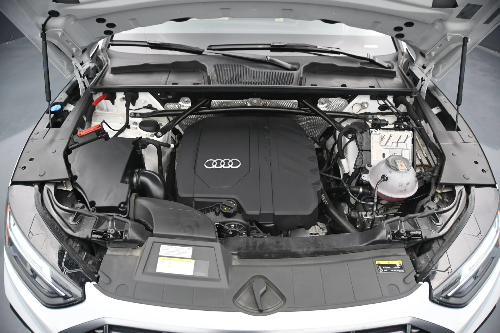 Used 2021 Glacier White Metallic Audi 45 Premium Plus image 27