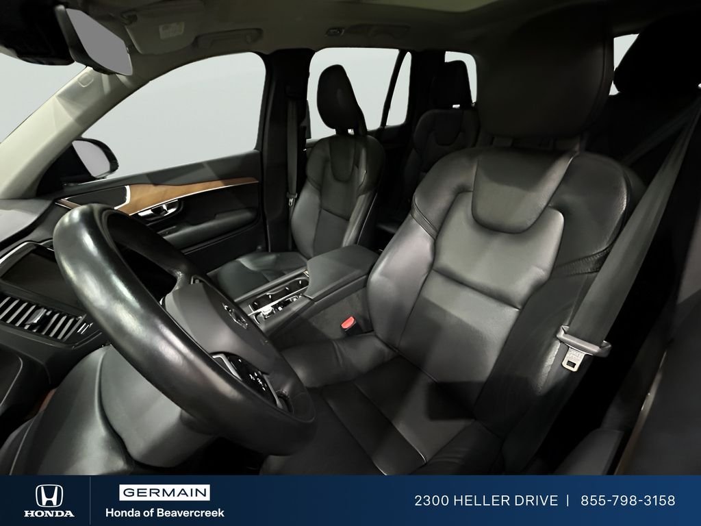 Used 2021 Onyx Black Metallic Volvo T6 Momentum image 22