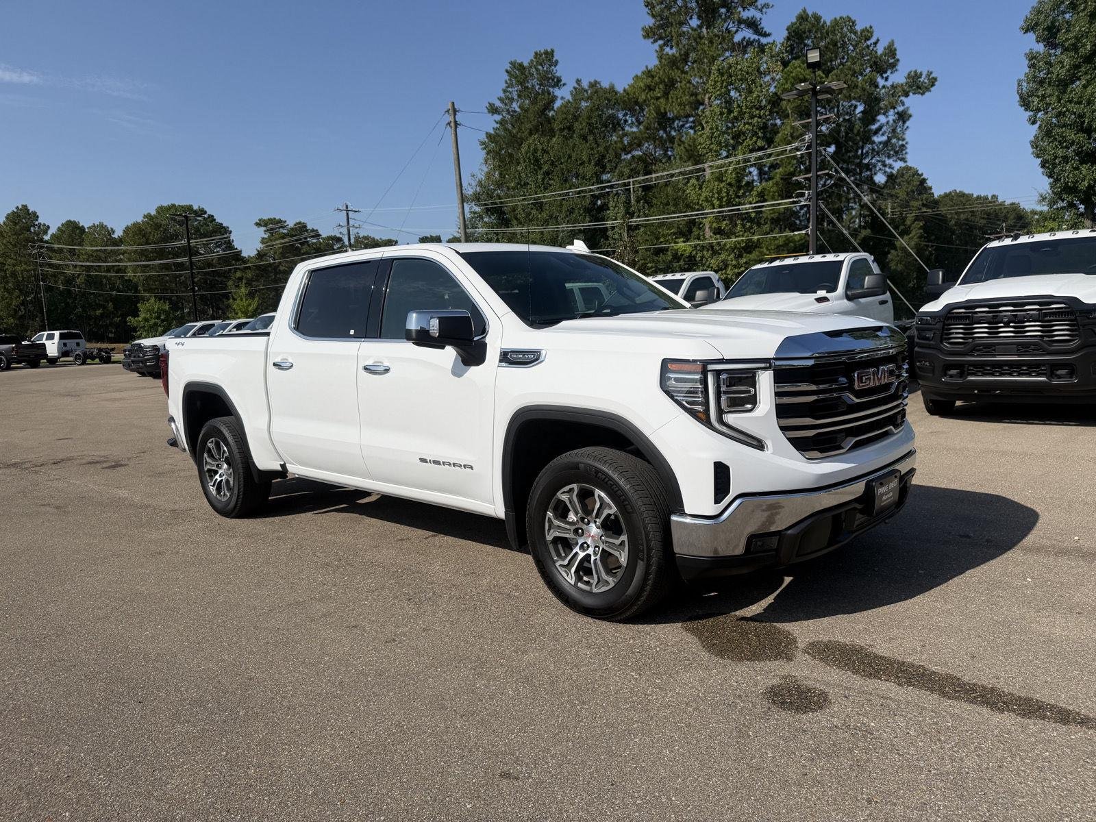Used 2026 Summit White GMC SLT image 3