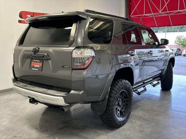 Certified Used 2019 MAGNETIC GRAY MET. Toyota  image 3