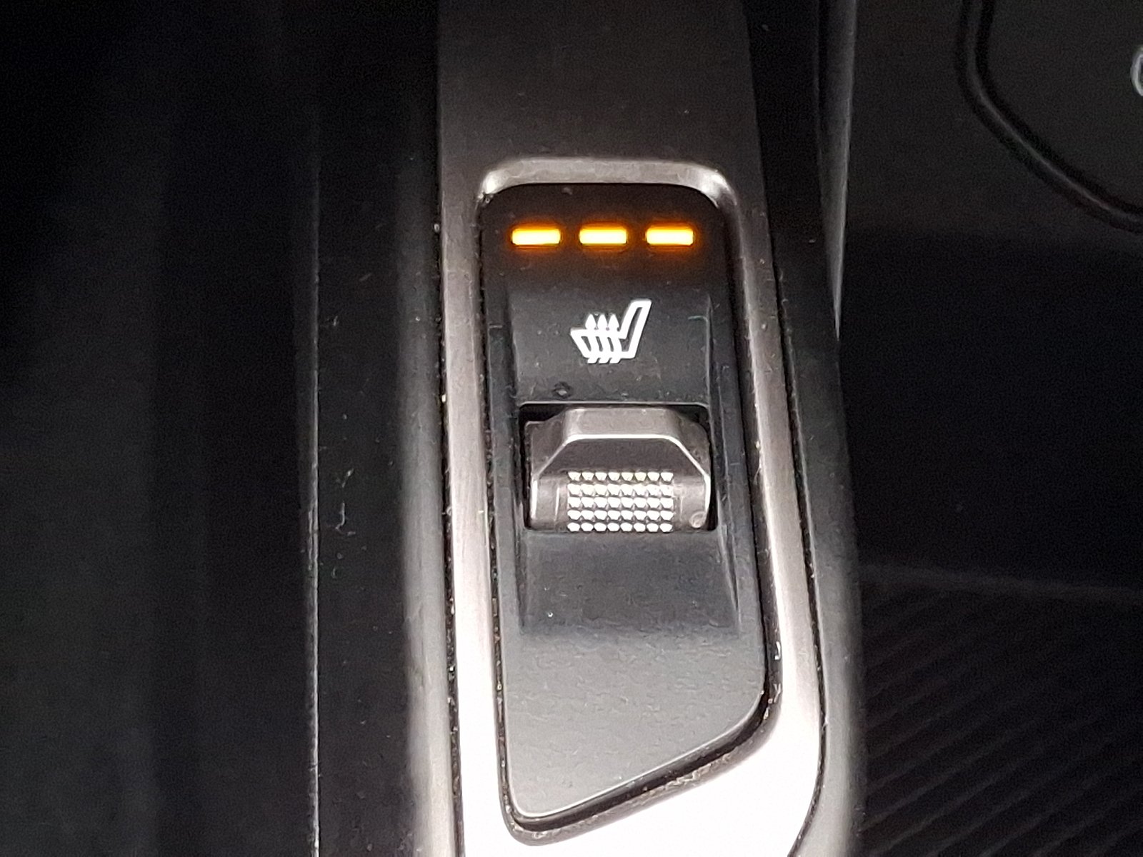 Used 2025 Wolf Gray - C7S Kia EX image 24
