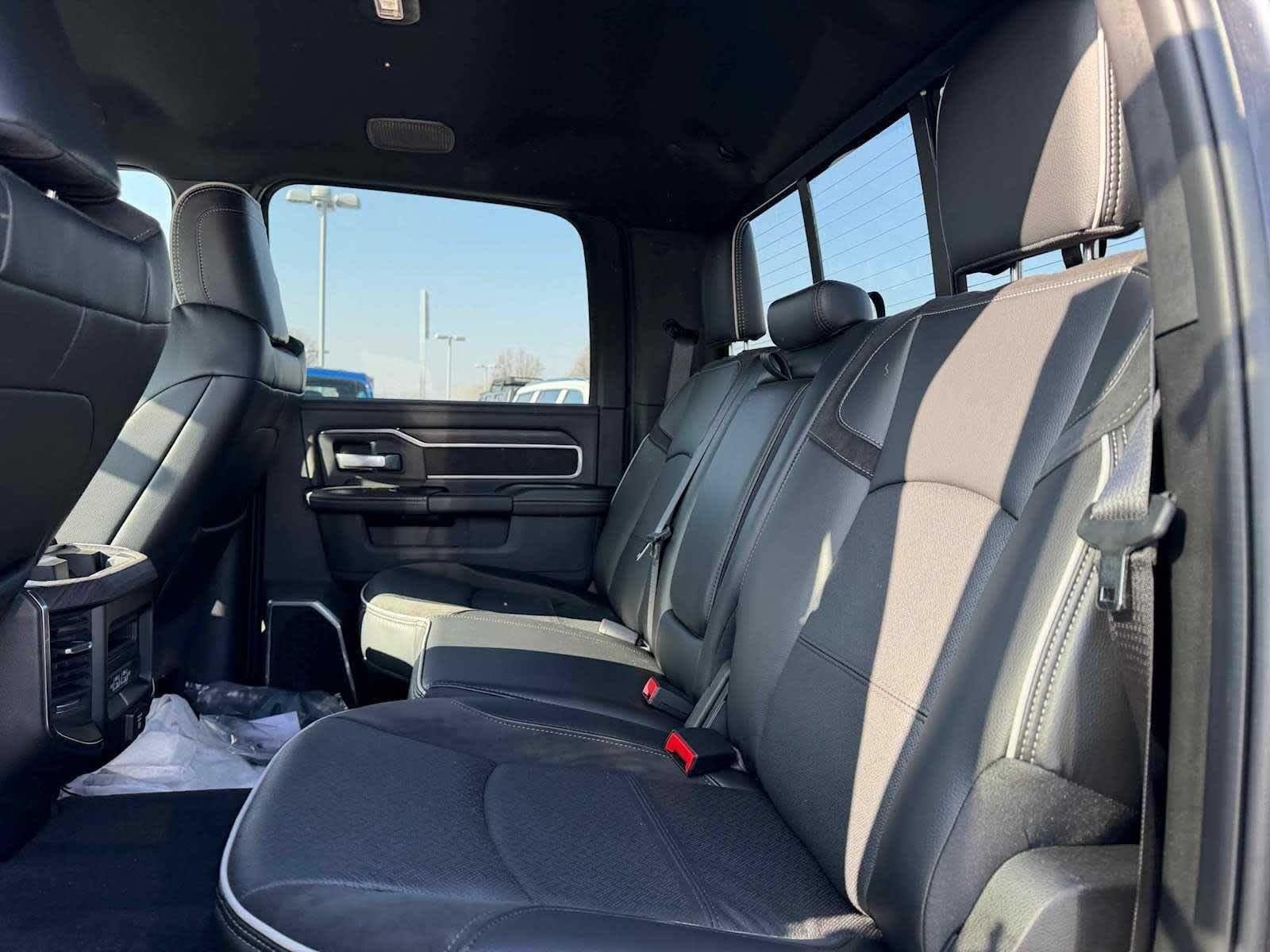 2026 RAM 2500 Laramie - Photo 40