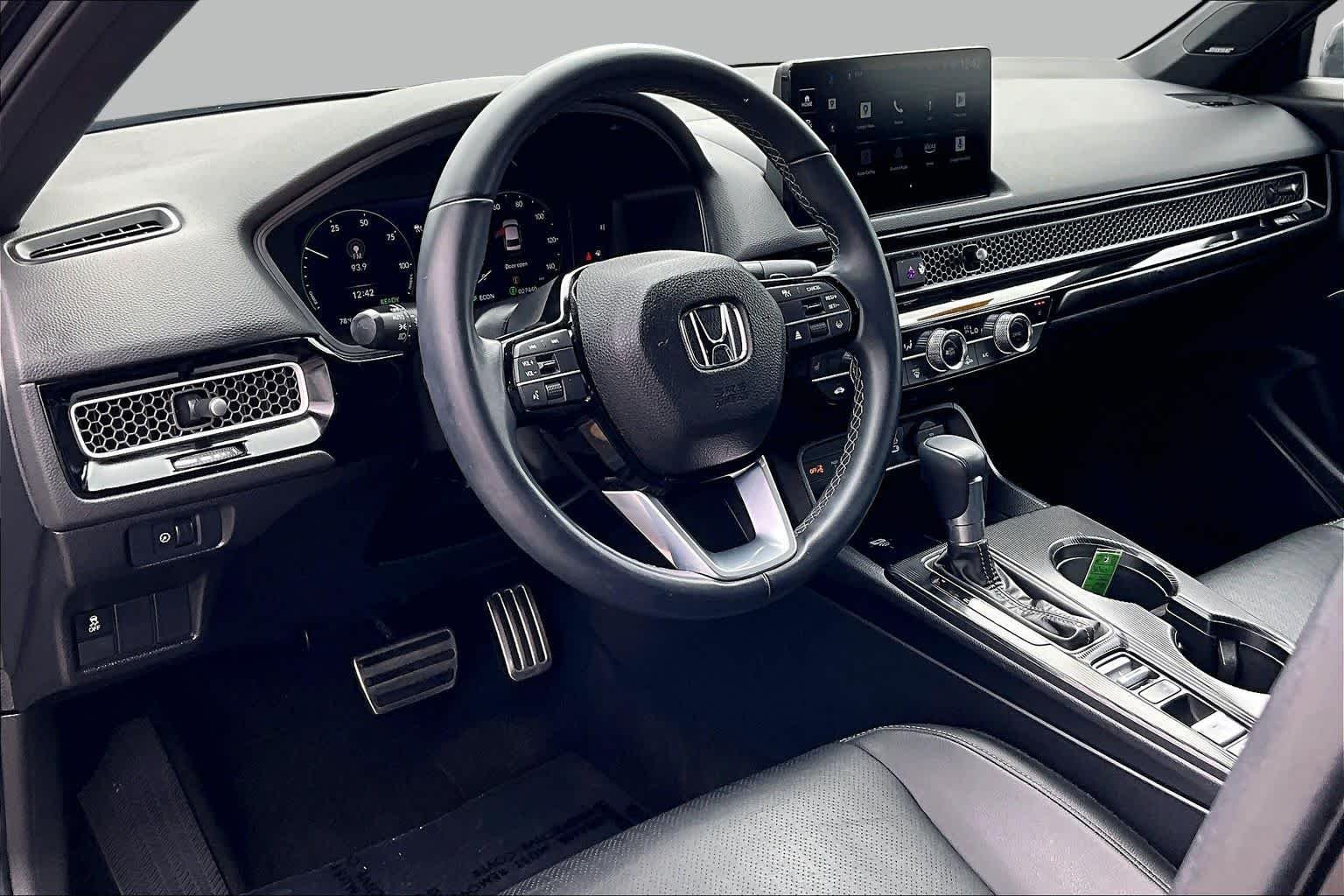 2025 Honda Civic Sport Touring - Photo 18