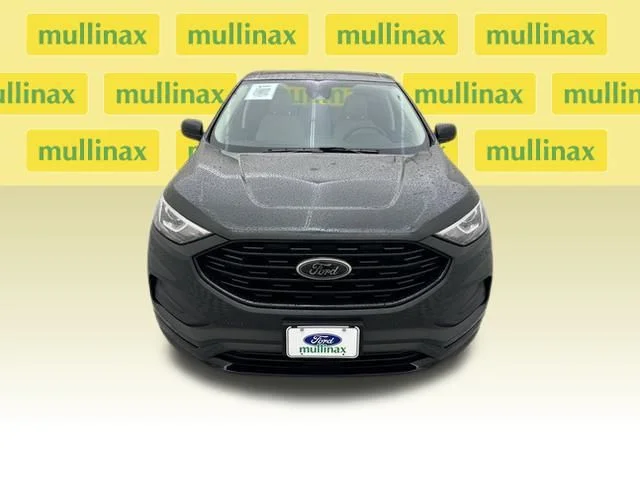New 2024 Green Ford SE image 14