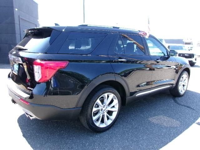Used 2022 Agate Black Metallic Ford Platinum image 6