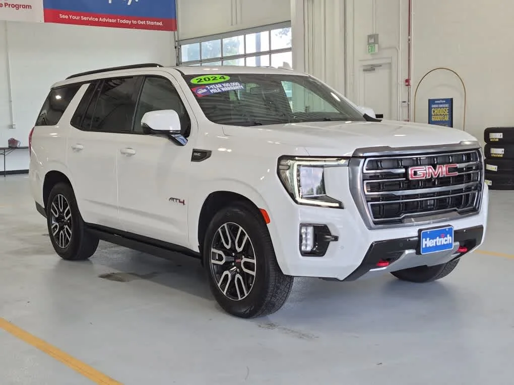 Used 2024 Summit White GMC AT4 image 3