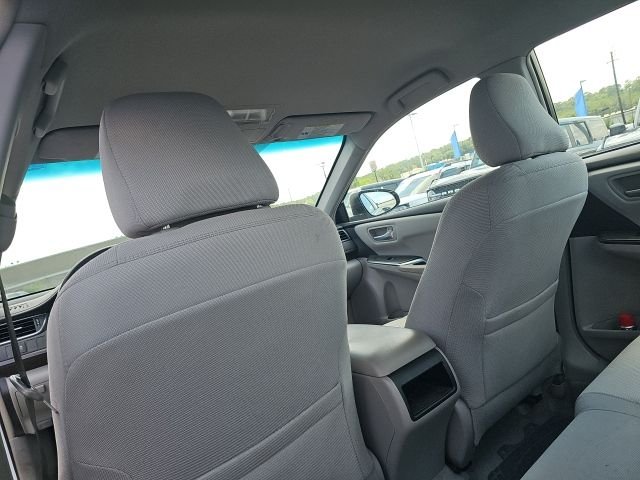 Used 2016 Gray Toyota LE image 14
