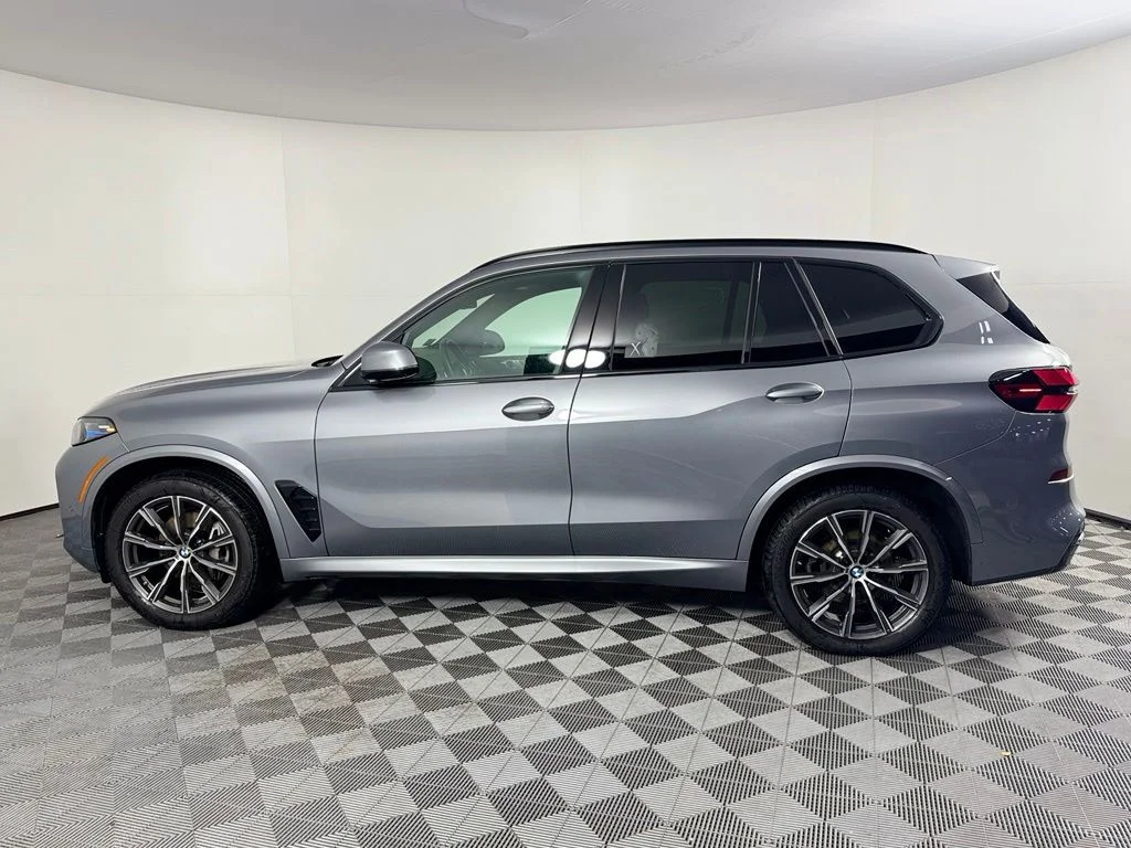 2026 BMW X5 40i - Photo 8