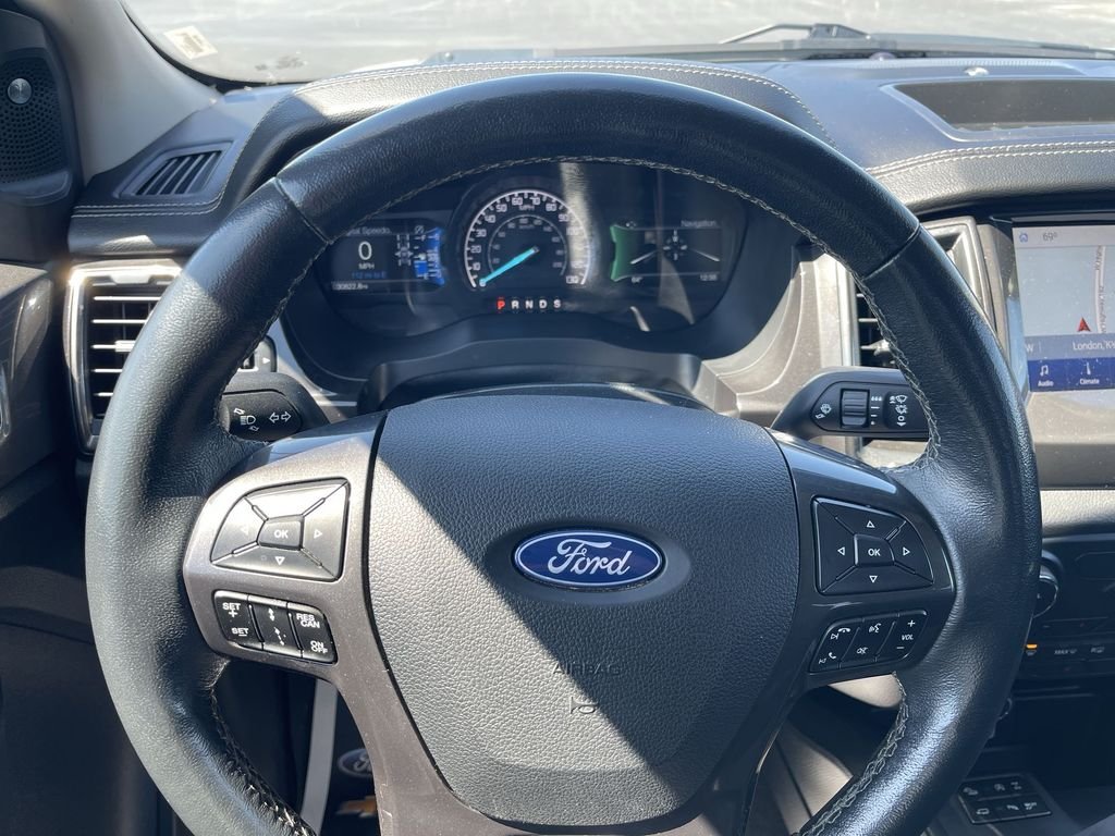 Used 2020 White Ford Lariat image 14