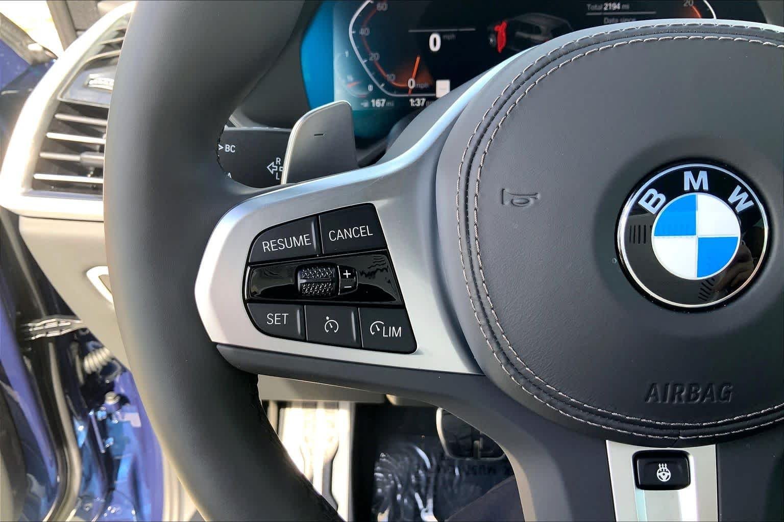 Used 2023 Phytonic Blue Metallic BMW xDrive40i image 21